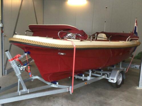 prachtige sloep Pure580 inclusief Marlin trailer  21.990,-