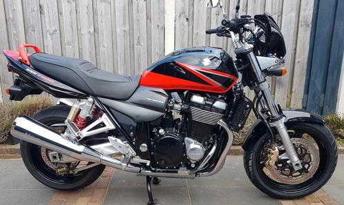 Prachtige Suzuki GSX 1400 , loopt als een zonnetje