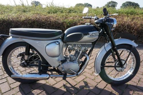 Prachtige unieke  Triumph T 20 Tiger Cup viertakt 1961