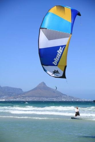 Prachtige Zgan Blade Kites 7amp10 and 12 meter 