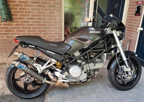 Prachtige zwarte  Ducati Monster S2R