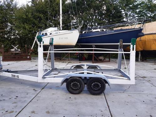 Prima stallingstrailer voor een kielboot tot 2000 kilo