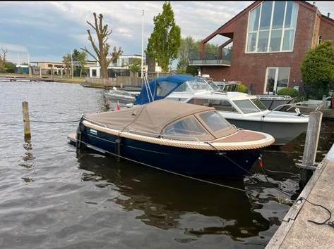 Primeur 610 te koop met 20 PK Mercury motor.Vaarbewijsvrij