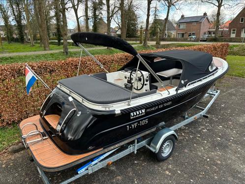 Primeur 610 Tender met Honda 40pk en Trailer  Boegschroef 