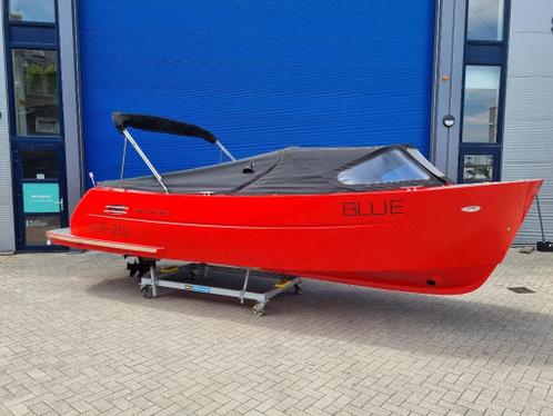 Primeur 710 Tender  Suzuki 100pk  DEMO