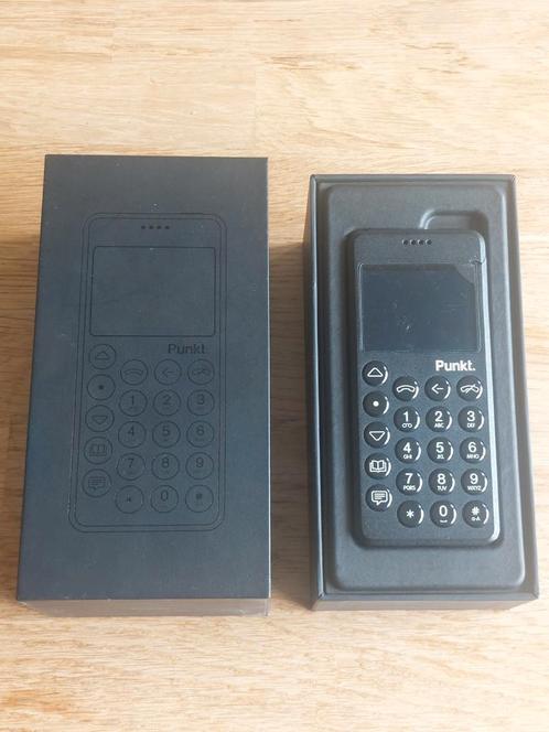 Punkt MP02 - dumb phone  digital detox