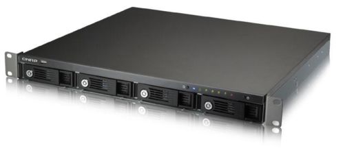 QNAP NAS TS419U rackmount NAS  4x 2 TB harddisk 