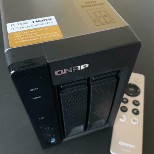 QNAP TS-253A NAS met 4GB werkgeheugen en 2x 4TB Seagate HD