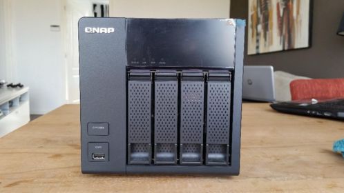 QNAP TS-412  4X Samsung 2TB harde schijven