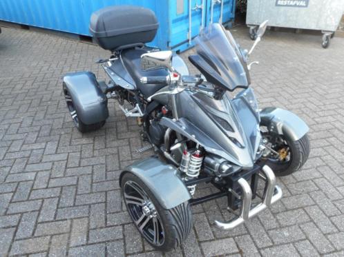 Quad te koop op auto-kenteken