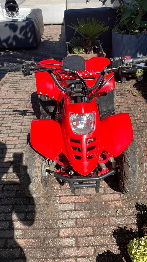 Quad voor kids 110cc Max 120kg draagvermogen.