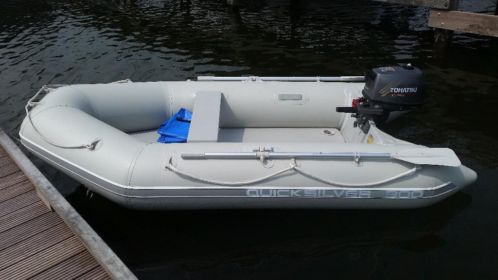 Quicksilver 300 rubberboot met tohatsu 4pk 4takt bbmotor