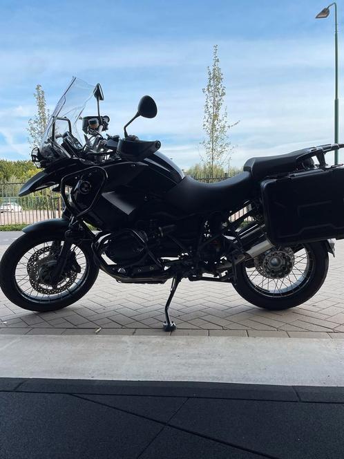 R 1200 gs triple black