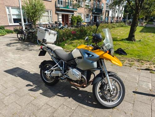 R1200GS nieuwe banden, 63dkm, met topkoffer en tanktas