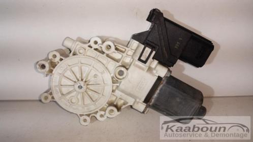 Raammotor links Mitsubishi Colt CZ3 2002 - 2012