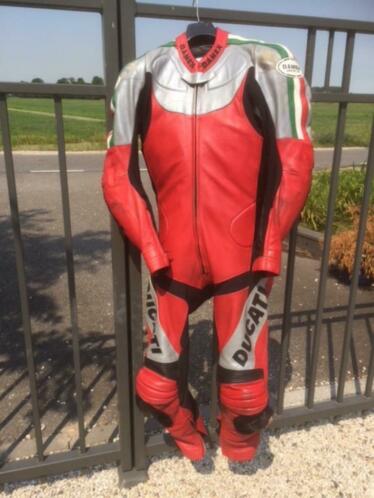 Race overall, Merk Dame maat 52