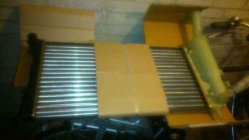 Radiateur fiat punto 1.2 valeo nieuw in doos.