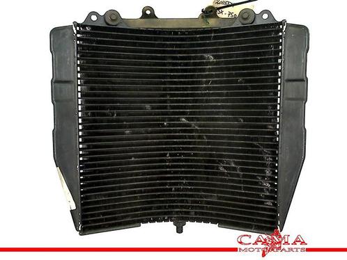 RADIATEUR GSX R 750 1992-1995 (GSXR 750 GR7B) (422130-5873)