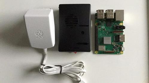 Raspberry Pi 3b incl. originele voeding en behuizing