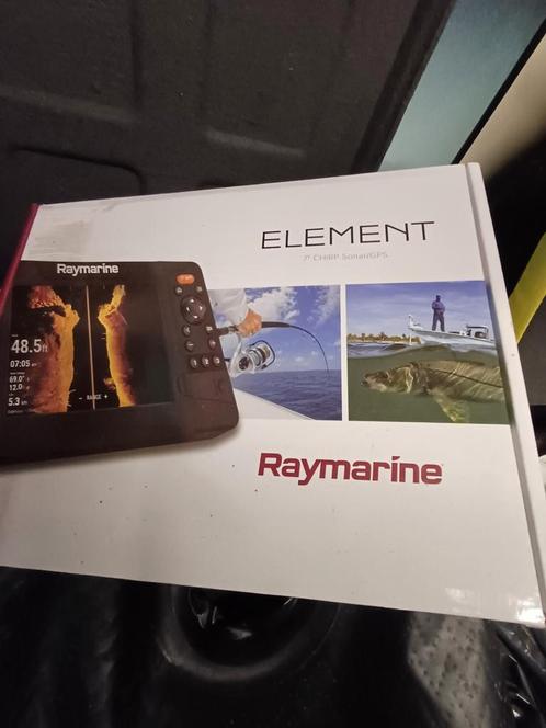 Raymarine element 7