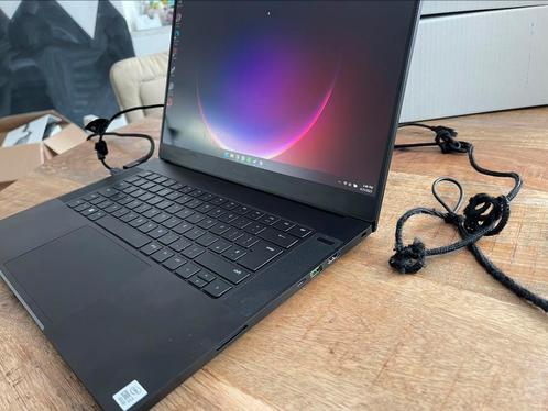 Razer blade 15 advanced - i7, 16gb, 512gb, RTX2080 super