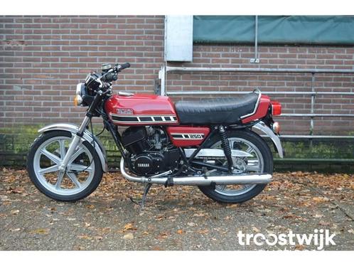 RD250 1977 DE Registratie Veel Nieuwe Onderdelen Gemonteerd,