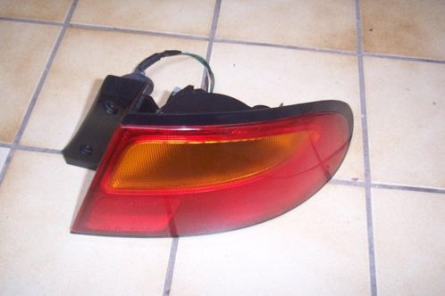 rechter achterlicht mazda 323f BA 19941999 