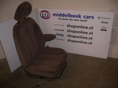 Rechter voorstoel Chrysler Voyager met Airbag Nieuwstaat