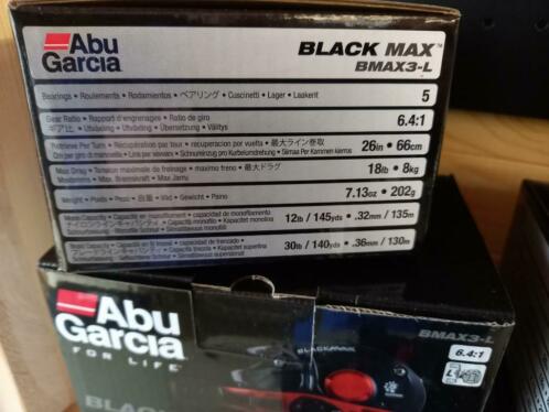 Reels..Abu Garcia Blackmax 3 baitcasting Reel (Low Profile)