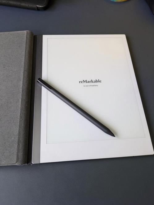 reMarkable 2 met Marker Plus en Book Folio