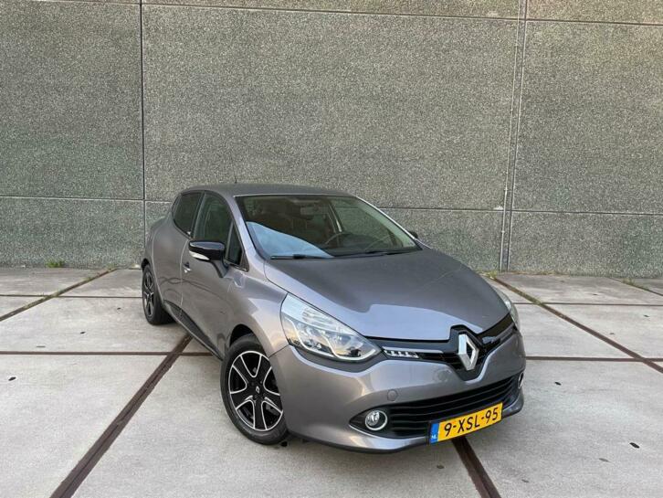 Renault Clio 0.9 TCE 66KW 2014 Grijs NampD NAVIPARKEERCAMERA