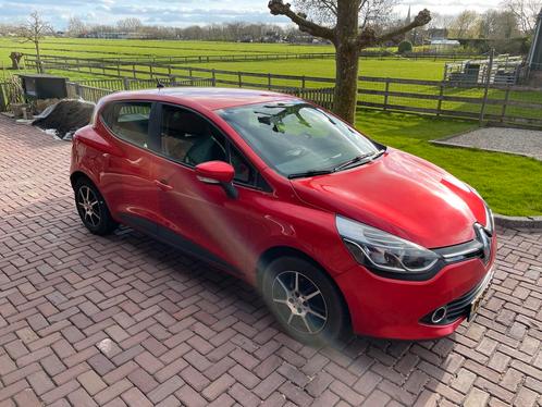 Renault Clio 0.9 TCE 90 5D ECO 2013 Rood
