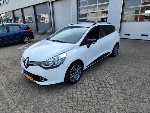 Renault Clio 0.9 TCE 90 Estate 2016 Wit Night amp Day