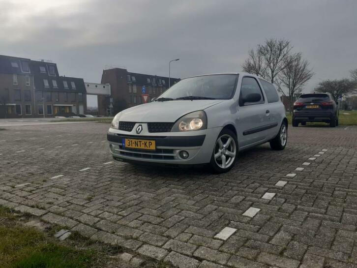 Renault Clio 1.2 16V 3DR 2004 Elektrische pakket.