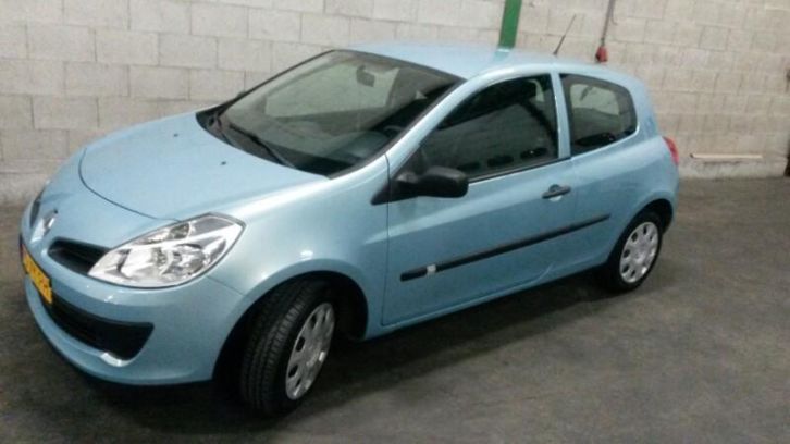 Renault Clio 1.2 16V 55KW 3-DRS E4 2007 Blauw