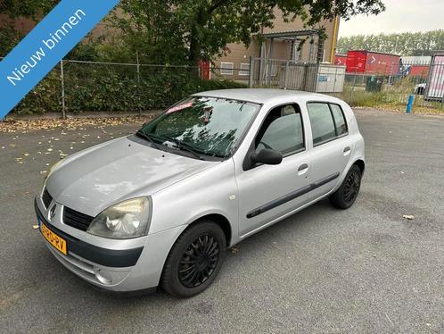 Renault Clio 1.2-16V Community LEUKE AUTO RIJDT EN SCHAKELT