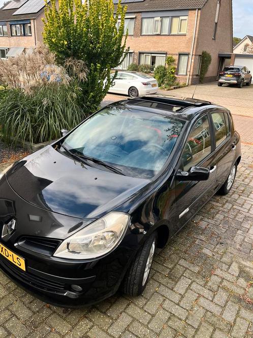 Renault Clio 1.2 16V rip curl 55KW 5-DRS E4 2007 Zwart