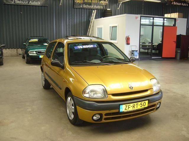 Renault Clio 1.2 RN 3 DEURS 136.000KM  NAP  NIEUWE APK