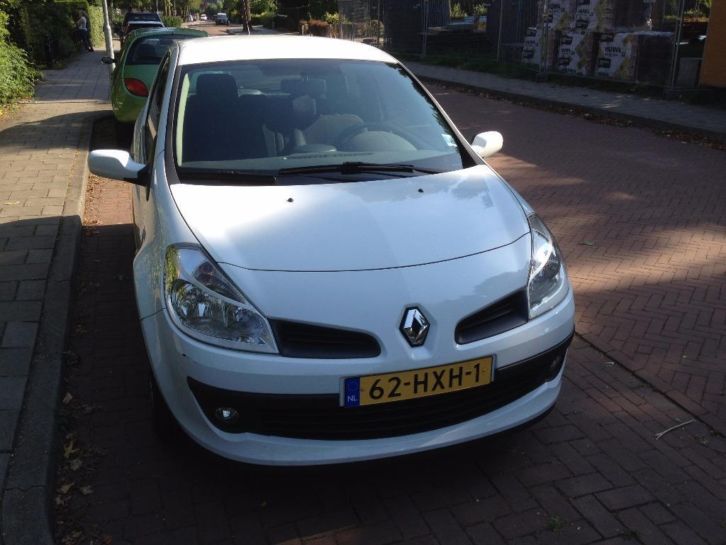 Renault Clio 1.2 TCE 3-DRS 2009 Wit