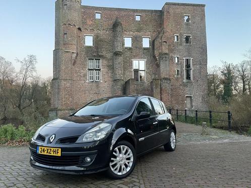 Renault Clio 1.2 TCE Rip Curl