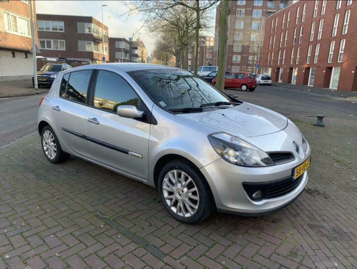 Renault Clio 1.4 16V 72KW 5-DRS E4 2007 Grijs