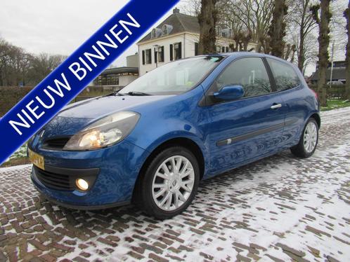 Renault Clio 1.4-16V Exception Airco Cruisecontrol LeerStof