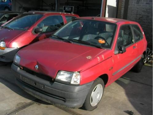 Renault Clio 1.4 - 1993 ONDERDELEN 7102 2