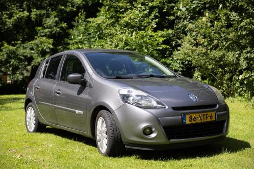 Renault Clio 1.5 DCI  5 deur   2012  airco