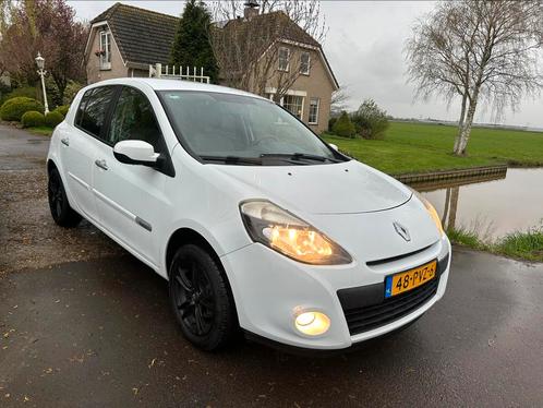 Renault Clio 1.5 DCI Cruise Airco 65KW 5-DRS 2011 Wit