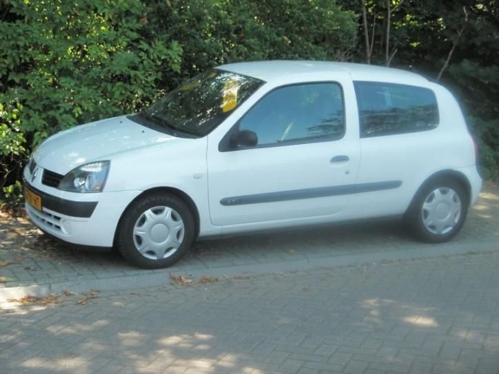 Renault Clio 1.5 dci motor loopt perfekt (bj 2005)