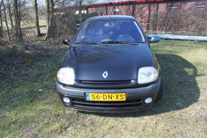 Renault Clio 1.6 16V 3DR 1999 Zwart