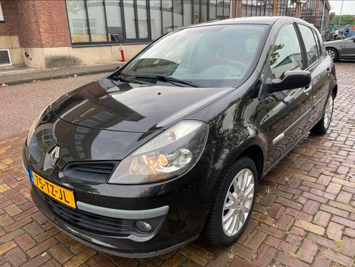 Renault Clio 1.6 16V 5-DRS Schuifdak Rip Curl