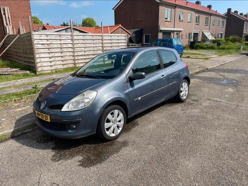 Renault Clio 1.6 16V 82KW 3-DRS 2007 Blauw