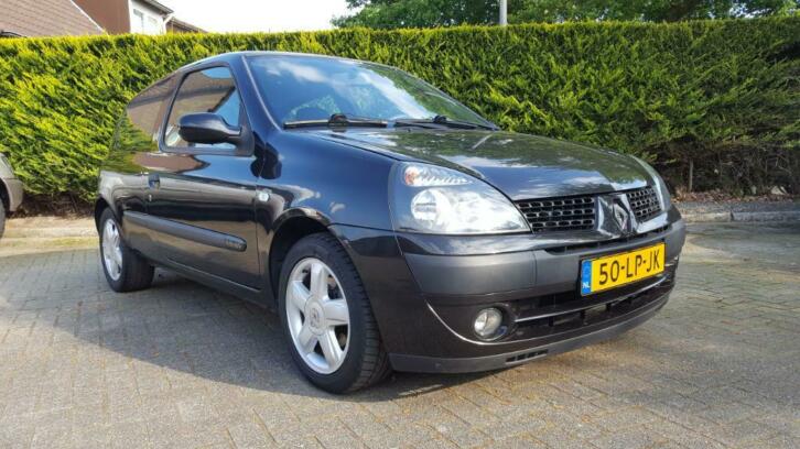 Renault Clio 1.6 16V Dynbas E4 2003 Zwart AIRCO AIRCO